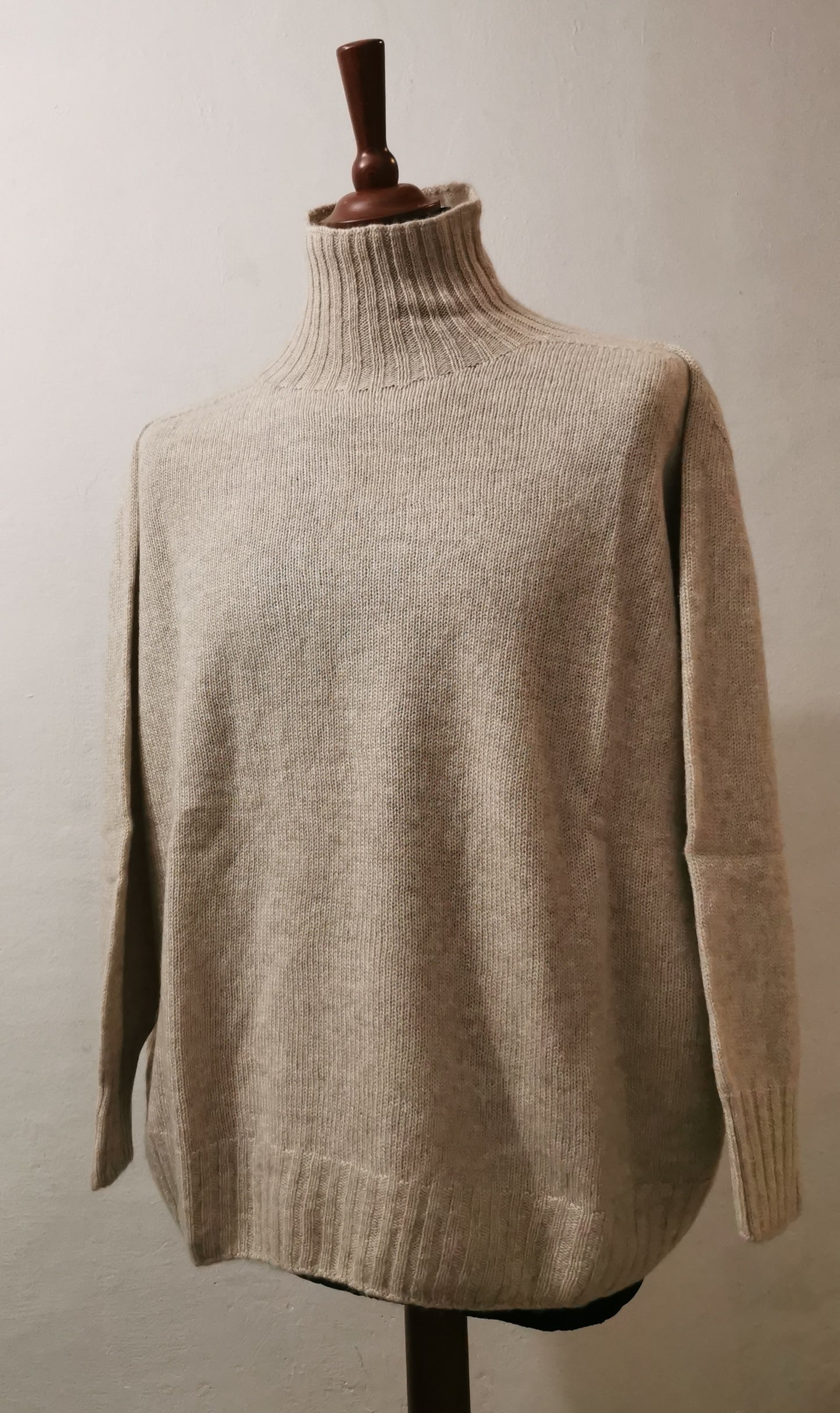 Maglia monotaglia lupetto