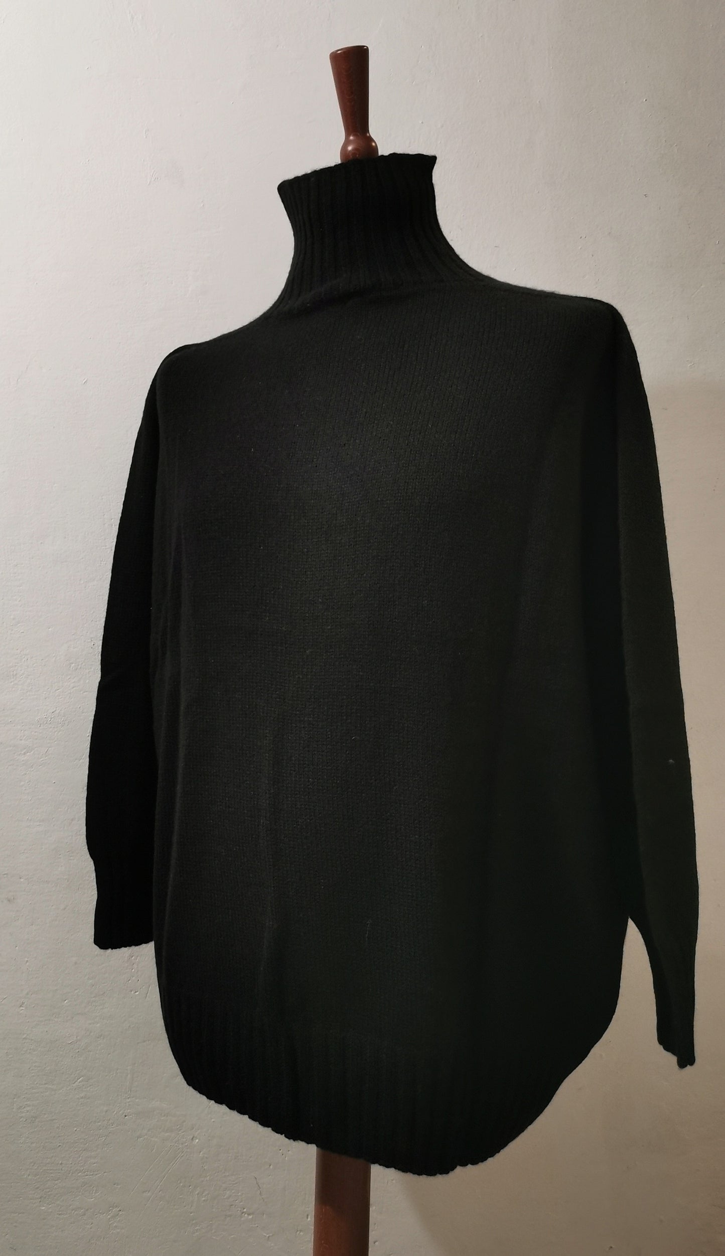 Maglia monotaglia lupetto