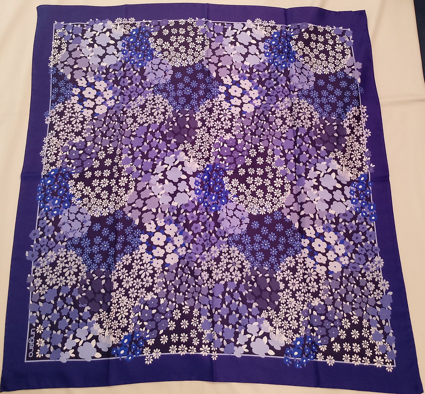 Foulard seta Ungaro